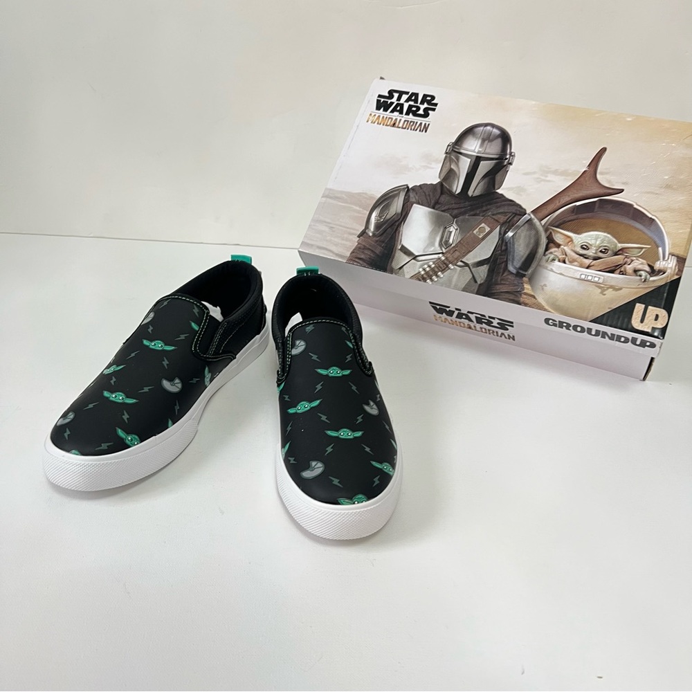 Ground Up Star Wars The Mandalorain Baby Yoda Flats - New In Box - Reemoly